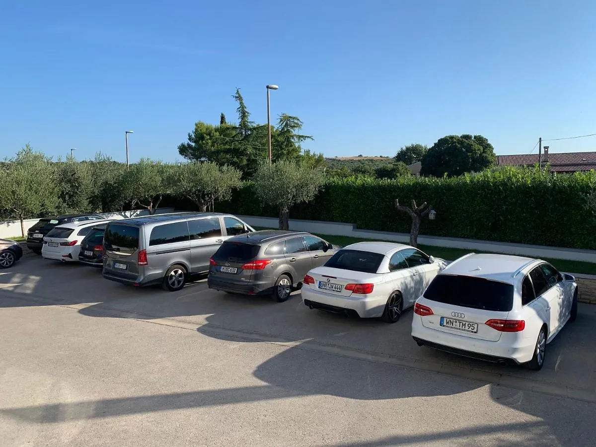 Apartments Kimi Rovinj 0*,  Horvátország