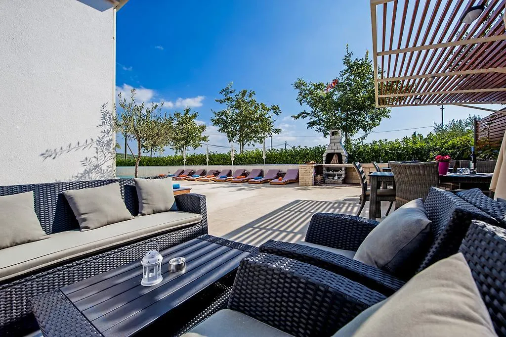 Apartments Kimi Rovinj 0*,