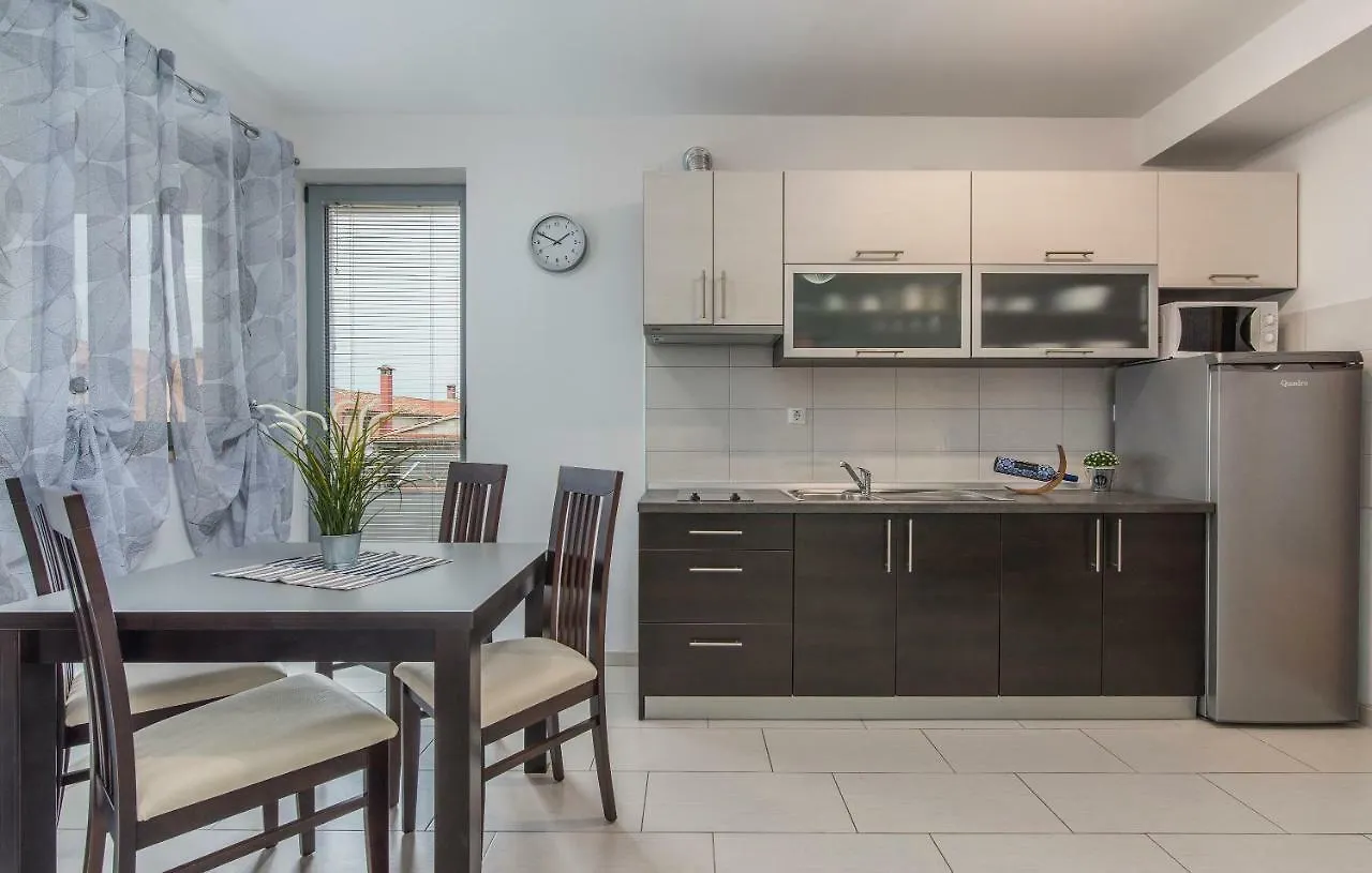 Apartments Kimi Rovinj