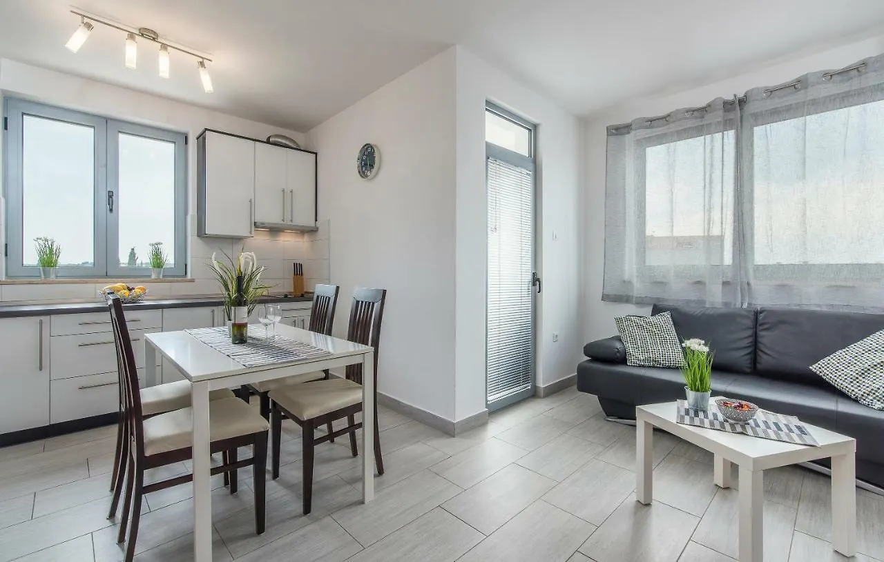 Apartments Kimi Rovinj